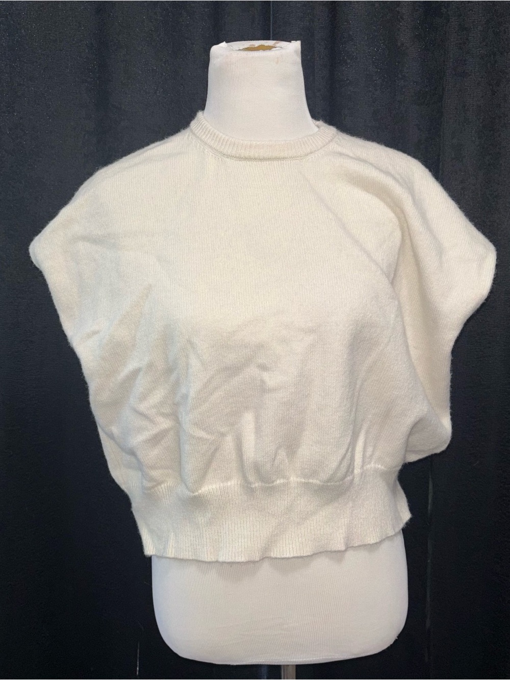 Women's Ivory Short Sleeve Knit Top